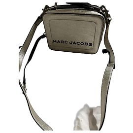 Marc Jacobs mala prateada 'The Mini Box' Prata