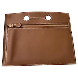 Hermès Backpocket Lederclutch Braun