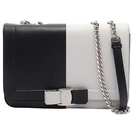 Borsa a tracolla Salvatore Ferragamo Vara Ribbon Nero Bianco