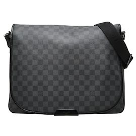Louis Vuitton Damier Graphite Daniel GM Shoulder Bag Black