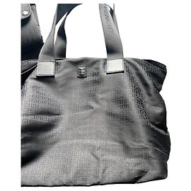 Saco de fraldas Givenchy em lona preta com trocador Preto