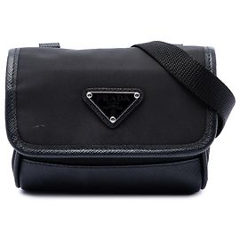 Bolsa Prada em Re-Nylon e Saffiano preta Preto