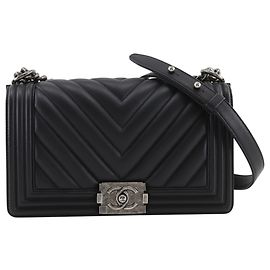 Chanel Boy 25 Chain Shoulder Bag Black