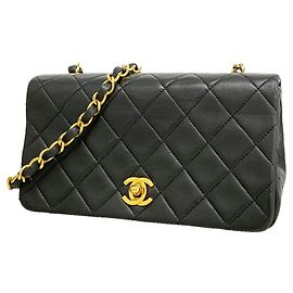 Borsa a tracolla Chanel Matelassé con catena Nero