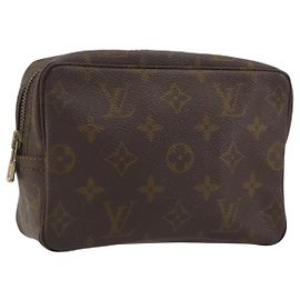 LOUIS VUITTON Monogram Trousse Toilette 18 Pouch M47526 LV Auth 194251 Monogramme
