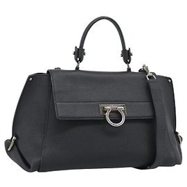 Bolsa Salvatore Ferragamo Sofia Gancini em couro 2way Preta Prata Auth 195584 Preto Prata