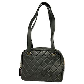 Borsa a tracolla Chanel Matelassé in pelle d'agnello Nero