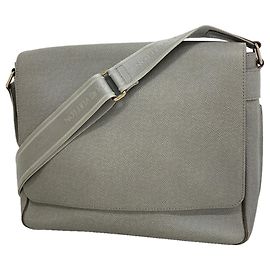 Borsa a tracolla Louis Vuitton Taiga Roman MM in Glacier Altro