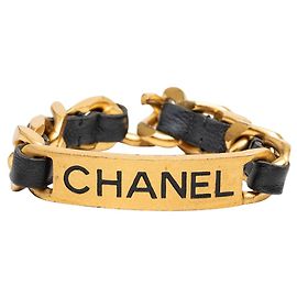 Pulseira de corrente Chanel com placa de logótipo em pele de vitela e banho de ouro Dourado Outro