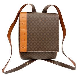 Céline Mochila Celine Macadam Marrom Camelo