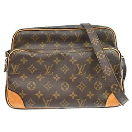 Louis Vuitton Nil Messenger Monogram Canvas 28 Marrom