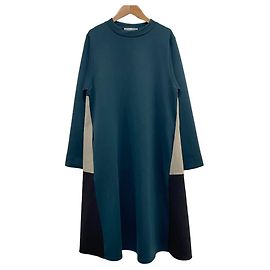 Autre Marque Vestido BEARDSLEY con espalda acampanada Negro Beige Verde