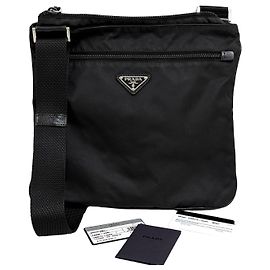 Prada Bolsa Messenger Crossbody em Nylon com Logotipo Triangular Preta Preto
