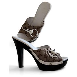 Mules con platform Gucci Monogram Horsebit Marrone Bianco