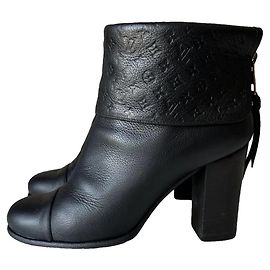 Bottines Louis Vuitton en cuir Monogram noir Noir