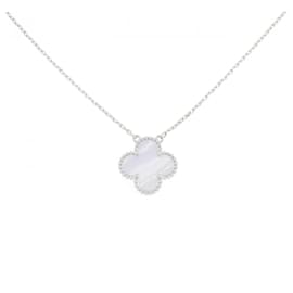Van Cleef & Arpels Vintage Alhambra Necklace Golden