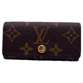 Louis Vuitton Monogram Multicles 4 Key Case Castaño Azul Beige