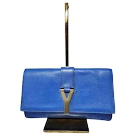 Yves Saint Laurent Pochette en cuir Saint Laurent Bleue Bleu