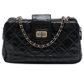 Tote Chanel Reissue em couro de bezerro craquelado vitrificado preto Preto