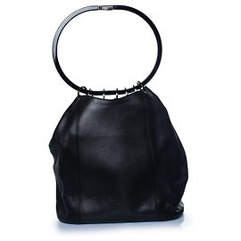 Gucci, schwarze Handtasche mit Ringgriff Schwarz