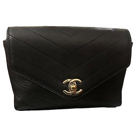 Borsa a tracolla Chanel Chevron in pelle nera Nero