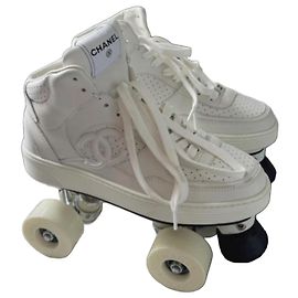 Baskets Roller Skates en cuir blanc Chanel Blanc