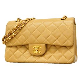 Bolsa de Ombro Chanel Matelassé Bege
