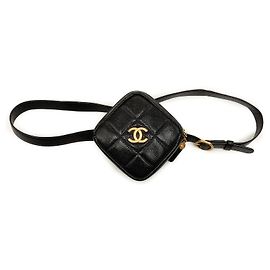 Chanel CC gesteppte Caviar Diamond Münzbeutel Gürteltasche in Schwarz Schwarz