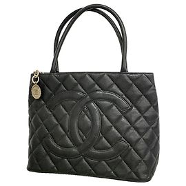 Saco Tote Chanel em couro de bezerro granulado preto Preto