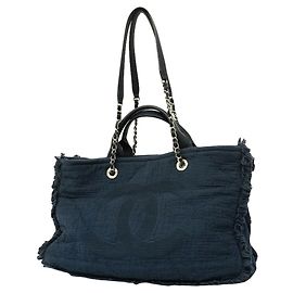 Saco Tote Chanel Deauville com Corrente Azul marinho