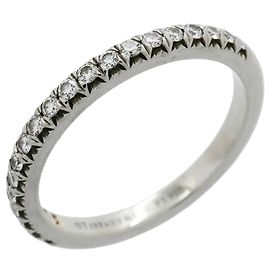 Anel Tiffany & Co. Soleste Half Eternity em Platina e Diamantes Outro