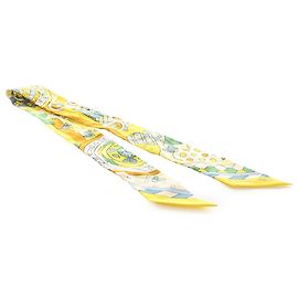 Lenço de seda Twilly Hermès Yellow Les Murmures de la Foret Amarelo