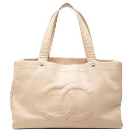 Sacola Chanel Brown CC Caviar Soft Marrom Bege