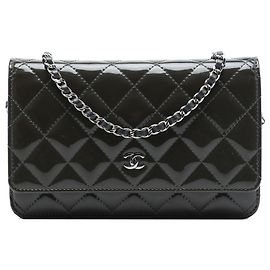 Chanel Gray CC Quilted Patent Wallet On Chain Marrom Cinza antracite