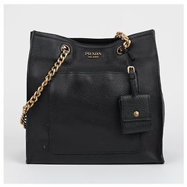 Prada Bolsa de Ombro com Corrente em Vitello Daino Preto Preto