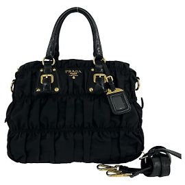 Bolsa 2way Prada em nylon e couro Preto