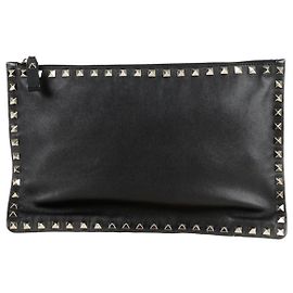 Valentino Garavani Rockstud Clutch Black Leather Black