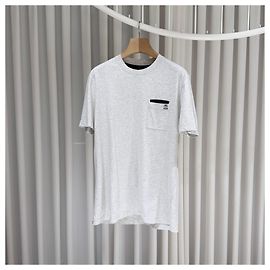 Brunello Cucinelli Baumwoll-T-Shirt mit Logo-Tasche, Rundhals, kurzärmelig, weiß Weiß