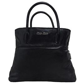 Wunderschöne Miu Miu Vitello Handtasche Schwarz