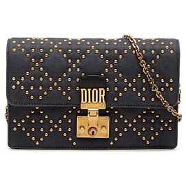 Borsa a tracolla DiorAddict Wallet on Chain in denim blu Cannage con borchie Dior Blu