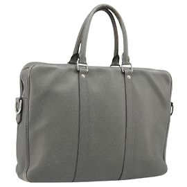 LOUIS VUITTON Taiga Porte Documents Voyage Bag Gracie M30640 LV Autre