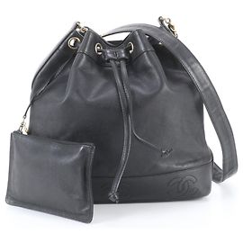 Sac à épaule Chanel Triple Coco en cuir caviar Noir
