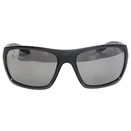 Prada Occhiali da sole a specchio neri Nero
