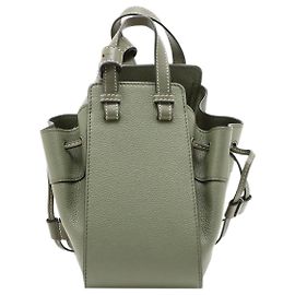 Loewe Mini mala 2way Hammock em couro Verde Verde
