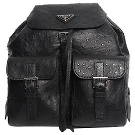 Prada Rucksack aus schwarzem Straußenleder Schwarz