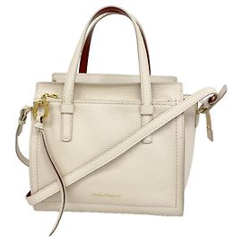 Sac à main en cuir Gancini Salvatore Ferragamo Marron Écru