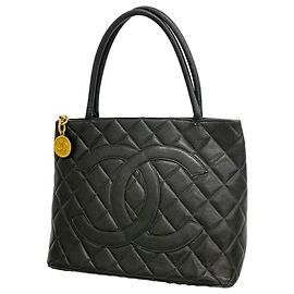 Borsa Tote Chanel in vitello grana nera Nero