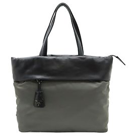 Bolsa Reversível Prada em Tessuto e Nappa Cinza Marrom