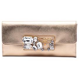 Carteira Continental Prada em Saffiano Gold com Cristais Lux Dourado