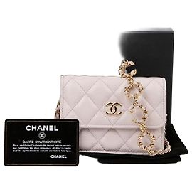 Chanel Bolsa de Ombro e Tiracolo Miss Coco Mini Chain em Couro Caviar Roxo